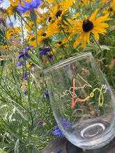 Load image into Gallery viewer, Hope/Love Stemless Wine Glass